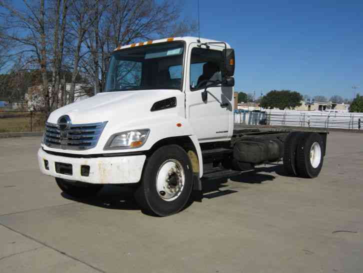 Hino 2007 145 165 185 238 258LP 268 338 Series Chassis Trucks Equipped With J05D-TA J08E-TA & J08E-TB Engine Official Workshop Manual