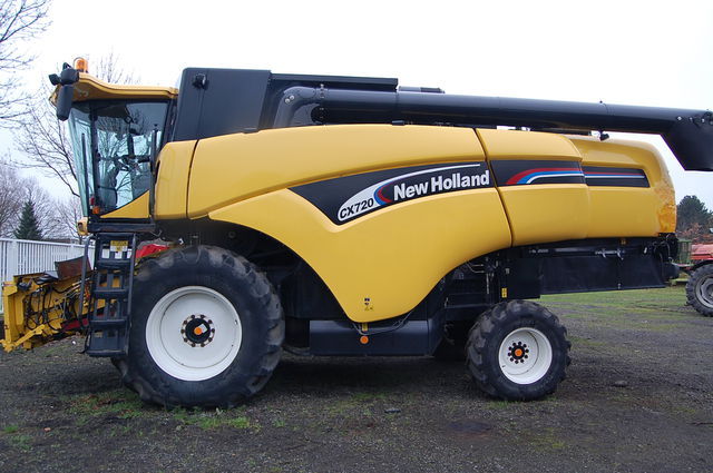 New Holland CX720, CX740, CX760, CX780, CX820, CX840, CX860, CX880 MANUEL DE RÉPARATION DE SERVICE D'ATTRUIT COBINE