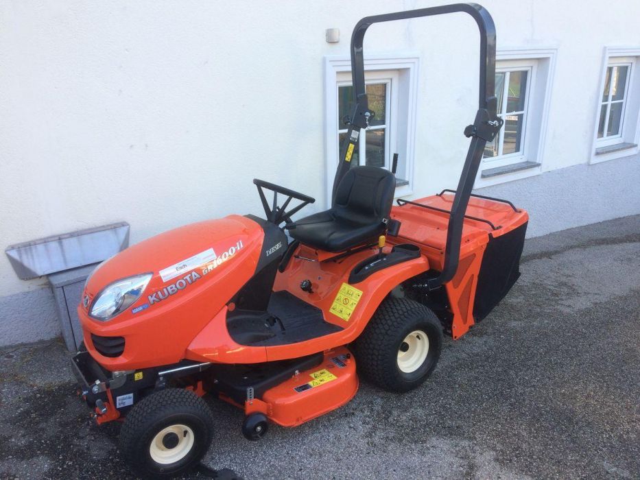 Kubota GR1600-II GR2100-II Ride On Mower Official Instruction Manual