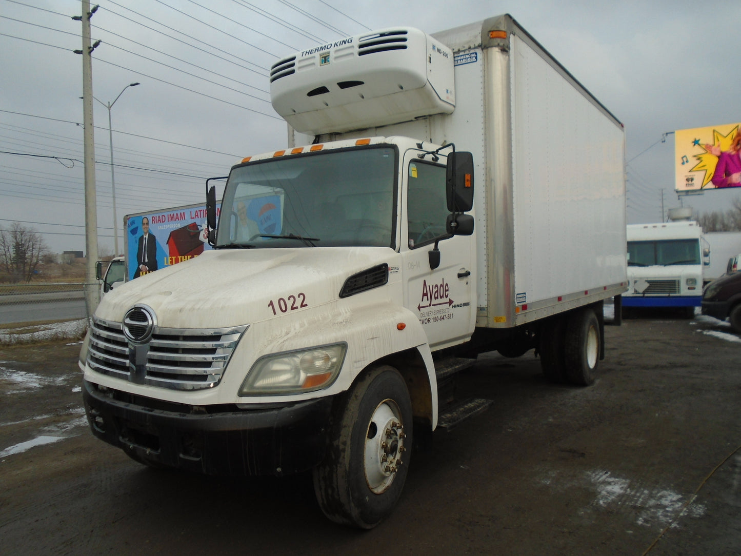 HINO 2015 155 195 155H 195H SÉLIQUES CHAMPS CHAMPS MODÈLES DE BORDING BORDING OFFICIELLE