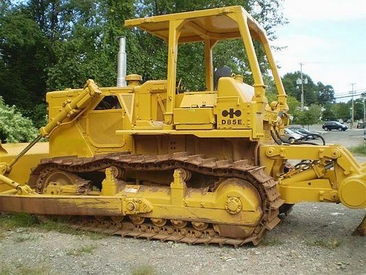 KOMATSU D85A-18 D85E-18 D85P-18 Bulldozer Repair Service Procession Service