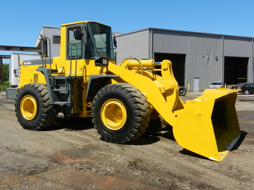 Komatsu Avance WA380-3 جرافة ذات عجلات