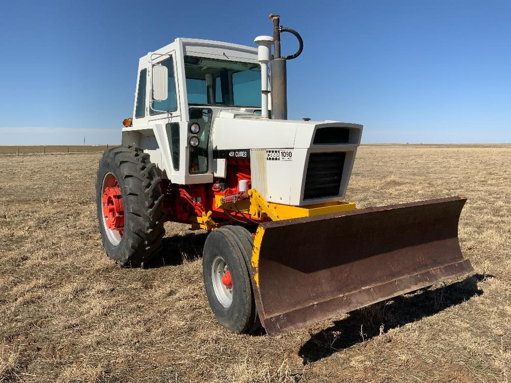 Case IH 1090 Tractor Official Operator's Manual