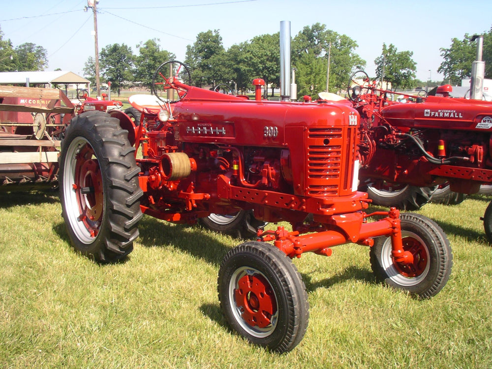 دليل المشغل الرسمي للجرار Case IH 300