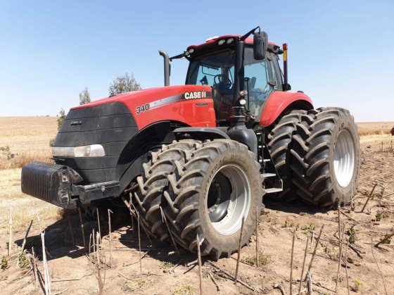 Case IH Magnum 250 Magnum 280 Magnum 310 Magnum 340 Magnum 380 Tractor Official Operator's Manual