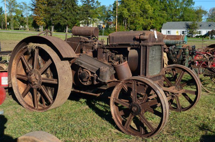 Case IH Model T 25-45 Tractor Official Operator's Manual