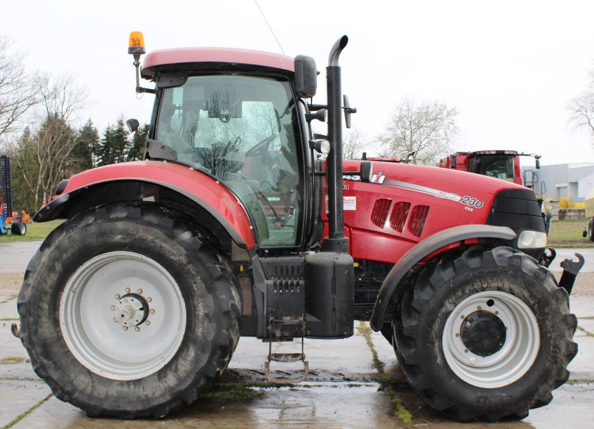 Case IH PUMA 170 CVT PUMA 185 CVT PUMA 200 CVT PUMA 215 CVT PUMA 230 CVT MANUEL DE L'OPIRATEUR OFFICIEL DE POWER CVT