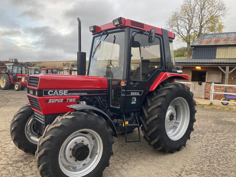 Case IH 685 685XL 785 785XL 885 885XL TRACTORS OPERATORS HANDLEIDING