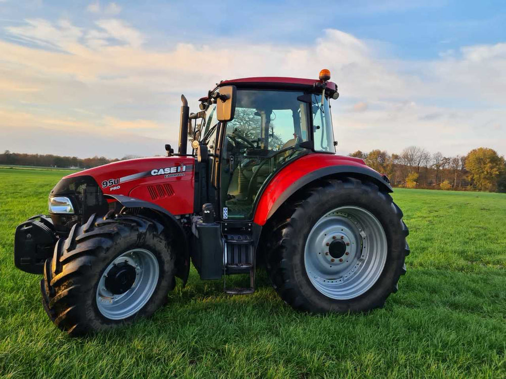 Case IH Farmall 85U Farmall 95U Farmall 105U Tractor Official Operator's Manual