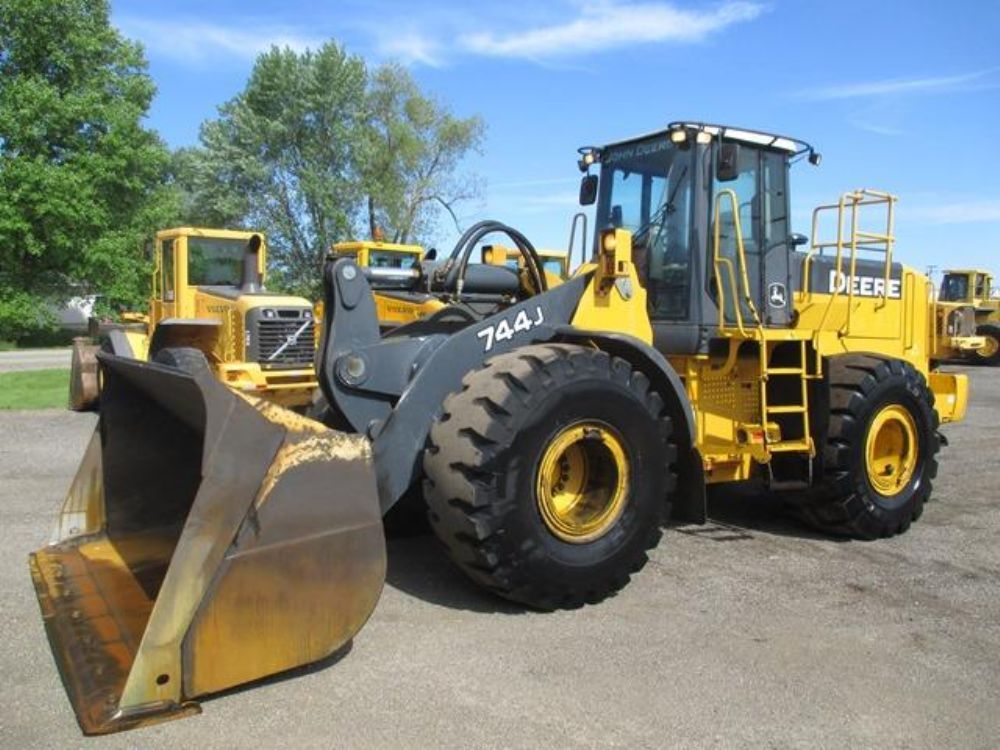 John Deere 744J 824J Chargeur de pile Opération officielle et test Manuel technique TM2083