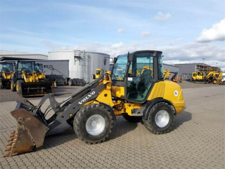 Volvo L25B Compact Wheel Loader Factory Workshop Service Repair Manual