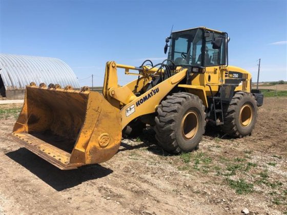 Komatsu WA250-5 WA250PT-5 Laden van wielen Officiële werkplaats Reparatie technische handleiding