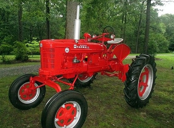 Case IH H HV Tractors Official Operator's Manual