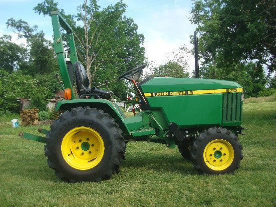 John Deere 670, 770, 790, 870, 970, 1070 Manual de servicio técnico de tractores de utilidad compactos 1970 1970 - 1998