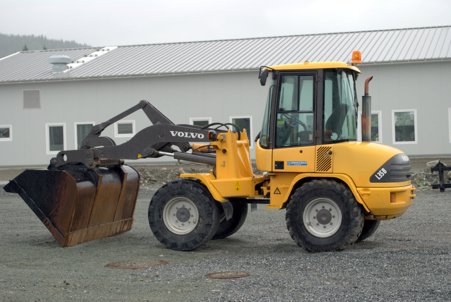 Volvo L35B Compact WheelLoader Factory Workshop Service Reparatiehandleiding