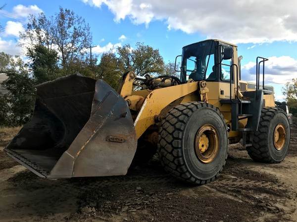 KOMATSU AVANCE WA420-3 جرافة ذات عجلات