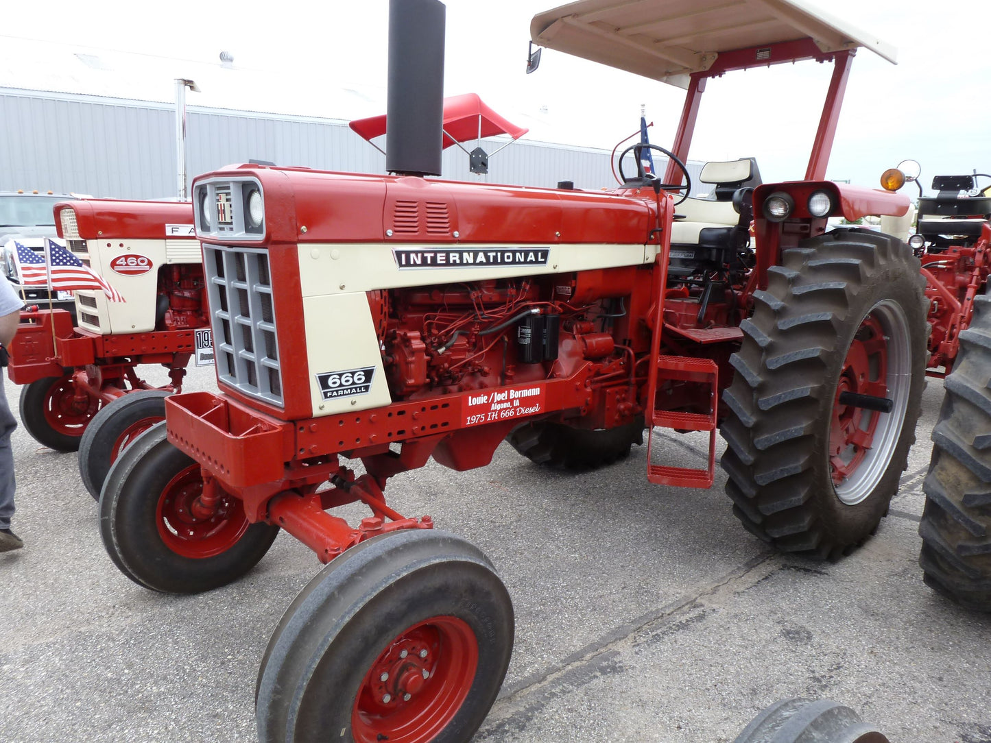 IH International Harvesther 544 656 666 686 Manuel de réparation de service de tracteur Diesel & non-diesel