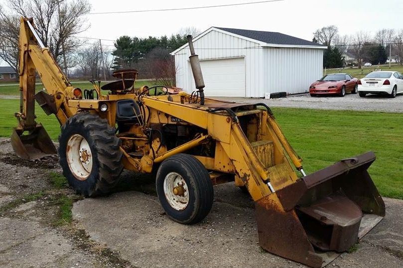 Case IH International 3414 Loader Tractor Official Operator's Manual