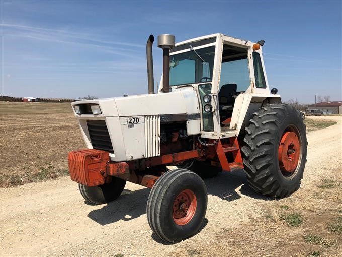 Case IH 1270 Tractor Official Operator's Manual