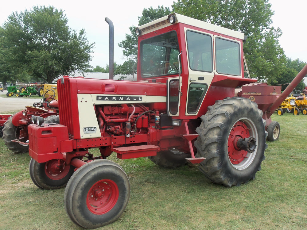 Case IH Farmall 806 Tractor Officiële operatorhandleiding