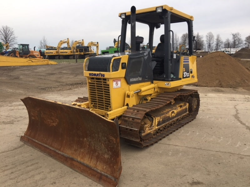 KOMATSU D31EX-21 D31PX-21 D37EX-21 D37PX-21 Bulldozer Manual de servicio oficial del taller