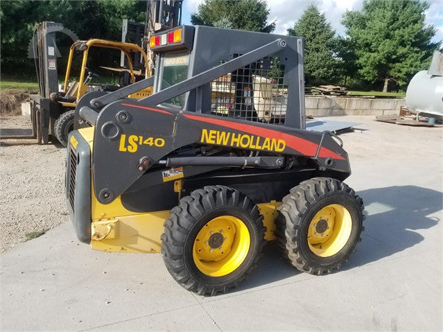 Nouveau Holland LS140 LS150 Skid Steer Steer Loader Manuel de réparation de services d'atelier officiel