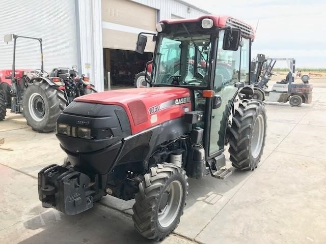 Case IH Farmall 105V Tractor Official Operator's Manual