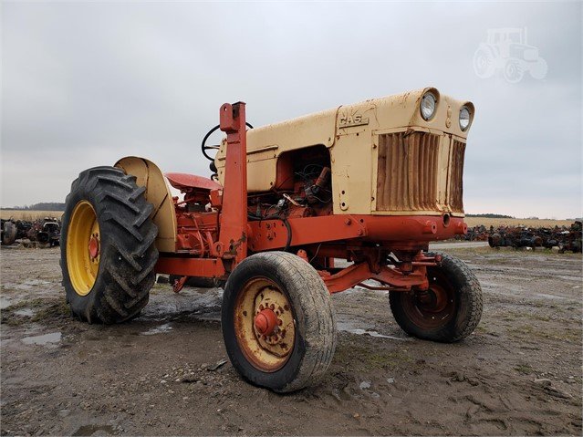 Case IH 500B 510B 511B 600B 610B 611B Series Tractors Official Operator's Manual