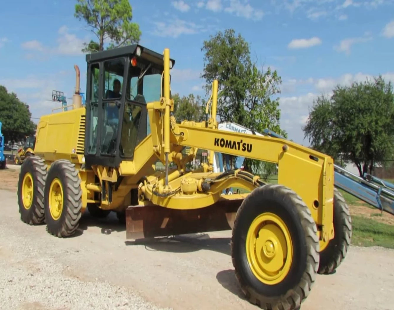 Komatsu GD650A-2B GD650A-2E GD650A-2C Motor Grader Official Workshop Service Repair Manual