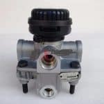 9730110040 Wabco Truck Spare Parts Trailer Truck Brake Relay Valve For MAN VOLVO Renault