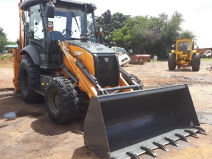 Case 570T Backhoe Loader Official Workshop Service Repair Manual