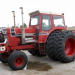 Case IH 1566 1568 Tractors Official Operator's Manual