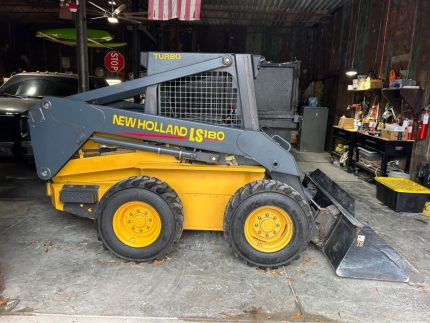New Holland LS180 LS190 Skid Steer Loader Service Manual
